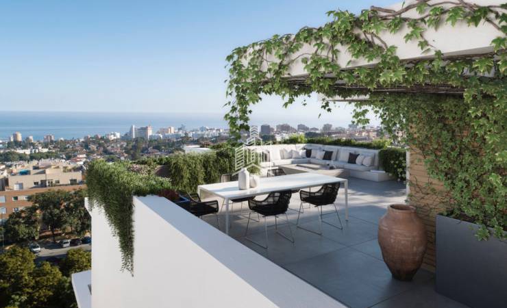 Nieuwe bouwpromotie in Torremolinos met terrassen met uitzicht op zee, de stad en de bergen